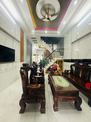 Nhà đẹp full nội thất – gần vinhomes nhà 1 trệt 3 lầu, 4pn 4wc — ảnh 1