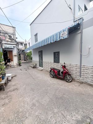 Nhà HXH, SHR sau lưng chợ Lê Văn Quới — ảnh 1