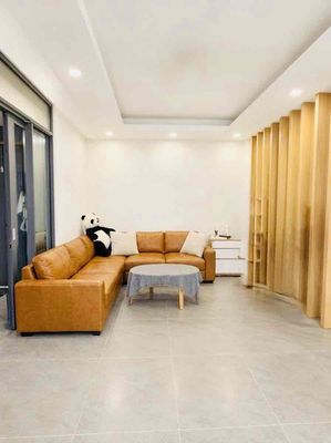 Bán Nhà TT Bình Thạnh - 102 m2 (4PN) - Không Quy hoạch — ảnh 1