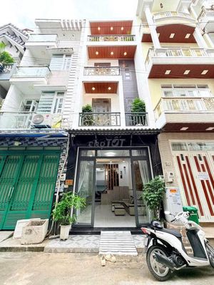 Bán Nhà Quận 12 Hiệp Thành 13, 5PN, Đường 8m, Full Nội Thất — ảnh 1