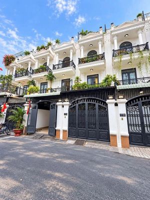 Nhà quận 12 thạnh lộc 29, gara ô tô, đường 8m, 4pn, 5,59 tỷ — ảnh 1