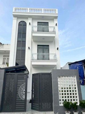 Nhà Phú Hoà , Mới xây , 3 tầng. 3pn 4wc — ảnh 1