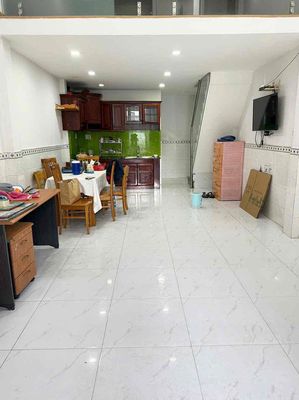 Cho thuê nhà Ngô Chí Quốc, Bình Chiểu – 2PN, có nội thất – 6,4 triệu/t — ảnh 1
