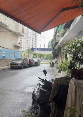 13tr - Shophouse- Chung cư cũ - 5xx Võ Văn Kiệt - Cầu Ông Lãnh , Q1 — ảnh 1