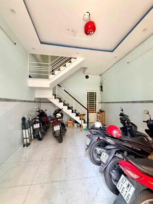 Nhà 4 tầng Dương Bá Trạc đang cho thuê 20tr/tháng — ảnh 1