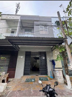 Cho thuê nhà lầu 3 phòng ngủ kdc hưng phú 1 - cái răng — ảnh 1