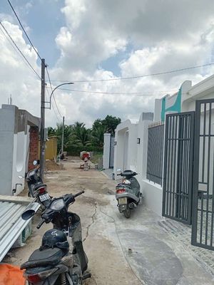 Chính chủ bán nhà mới gẩn Khu CN Tân Hương — ảnh 1