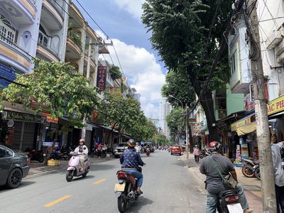 Bán MT chợ Cây Keo, DT: 5x13, nhà 2 lầu, vị trí đẹp, kinh doanh tốt — ảnh 1