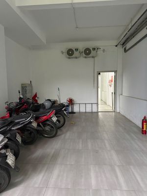 Bán nhà đường lê trung đình 13 phòng doanh thu 40tr/tháng — ảnh 1