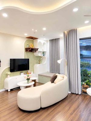 Cần cho thuê căn hộ 2n+ đủ đồ như hình toà i5 vinhomes smart city — ảnh 1