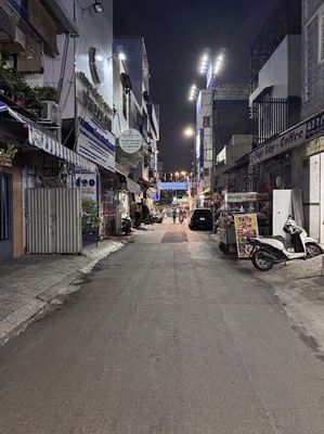 Nhà 1 Lầu Chính Chủ 20 Năm Ngay Hàng Xanh ĐH Hutech — ảnh 1