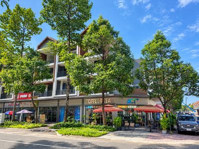 Cho thuê căn góc Artisan Park 2 mặt tiền 203m2, Đường Lê Hoàn TP. HCM — ảnh 1