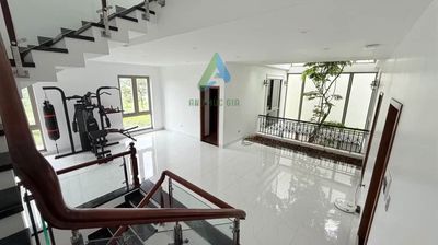 Cho thuê nhà biệt thự đường giáng hương 2,hòa xuân — ảnh 1