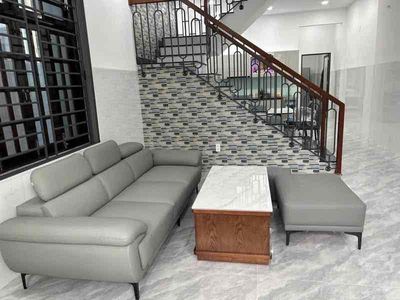 Nhà 2 tầng 3Pn khu Nam Việt Á, full nội thất mới — ảnh 1