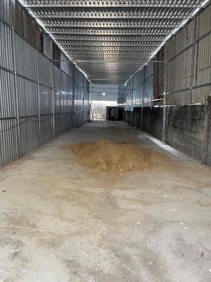 Cho thuê kho TDT. 220m2—Trần cao trống suốt Thông thoáng — ảnh 1