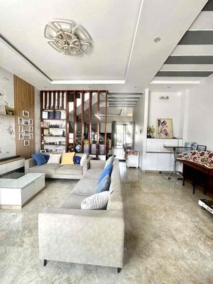 Cho thuê lâu dài nhà 3 tầng trục FPT shophouse đầy đủ nội thất đẹp — ảnh 1
