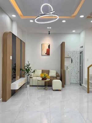 Bán Nhà Ngay Phạm Huy Thông - 40M2 - Hxh Đỗ Ngõ - Gí 5.xTY — ảnh 1