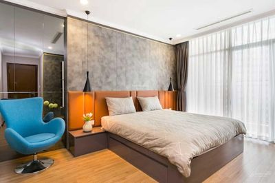 Chính chủ cần bán căn hộ CC Central Garden, dt: 76m2, 2PN, giá: 5,6 tỷ — ảnh 1