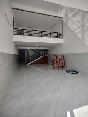 Nhà cho thuê: trệt 2 lầu mới đẹp - vị trí gần võ nguyên giáp - kdc 586 — ảnh 1