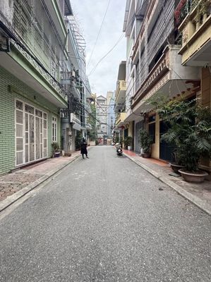 Bán nhà Sài Đồng, Long Biên, 3 tầng, 75m², ô tô tránh — ảnh 1