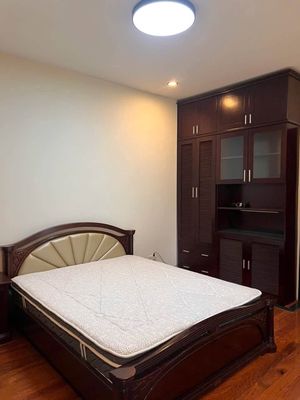 Cho thuê Biệt thự Tô Ngọc Vân, Tây Hồ, có Gara — ảnh 1