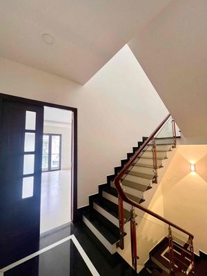 Cho thuê nguyên lầu nhà phố cao cấp – ngay sát picity thạnh xuân (q. — ảnh 1