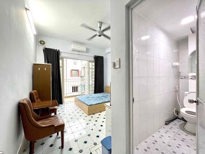 Cho thuê studio ban công ngay đa kao hoàng sa quận 1 như hình — ảnh 1