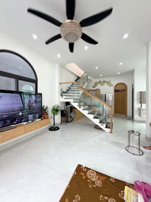 90m2 nhà 2 tầng 2 mặt kiệt 3m trần cao vân - gần đường — ảnh 1
