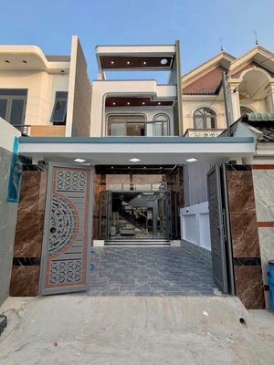 Nhà hướng Tây Bắc gần ngã tư Miếu Ông Cù, Bình Dương — ảnh 1