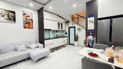 Bán nhà phố Long Biên 35m2, 5 tầng, full nội thất, ô tô vào nhà — ảnh 1