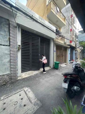 Nhà mới đẹp NC núp hẻm 138 Nguyễn Duy Cung P12 — ảnh 1