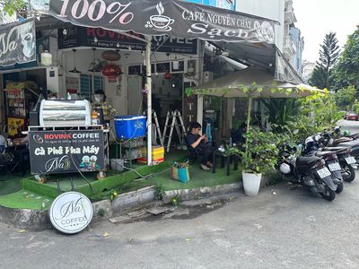 Ngã tư, 2 mặt tiền, 30m2, mặt bằng kinh doanh — ảnh 1