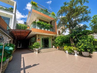 Bán nhà biệt thự Thủ Dầu Một, 10x32m, 15 tỷ — ảnh 1