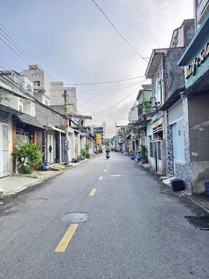 Bán đất mặt tiền Nguyễn Đức Thiệu, Dĩ An, TP.HCM, 335m2 — ảnh 1