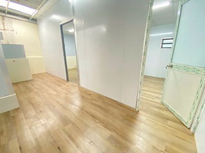 Cho thuê CHDV ban công, tách bếp, 2pn tại Lũy Bán Bích — ảnh 1