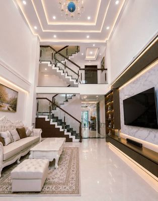 Nhà 79m2 4 tầng Phú Mỹ, Quận 7, full nội thất — ảnh 1