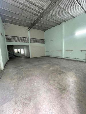 Kho 200m2 cả gác Giá 18tr tháng Đường xe tải đường tây thạnh — ảnh 1