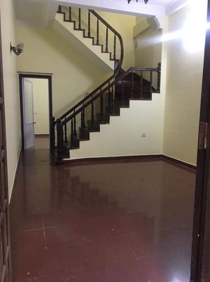 Cho Thuê Nhà trong làng Ngọc Hà cạnh hồ Hữu Tiệp B52 rơi — ảnh 1