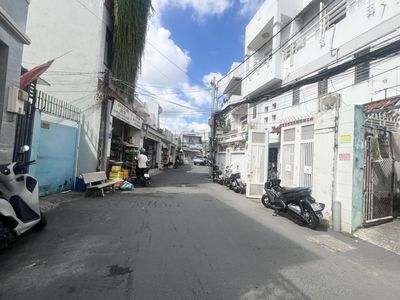 Đường số 16,Hiệp Bình Chánh,Thủ Đức,100m,ngang 8m, 4 tầng, kd,10,5 tỷ. — ảnh 1