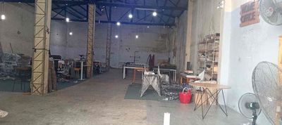 Cho thuê kho 300m2 mặt tiền đồng đen — ảnh 1