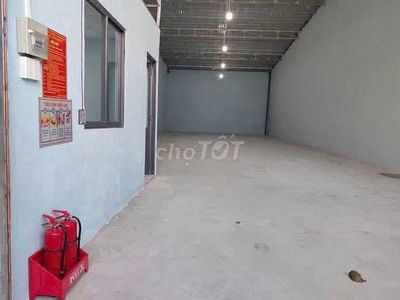 Cho thuê kho 300m2 gần tp mới bình dương — ảnh 1
