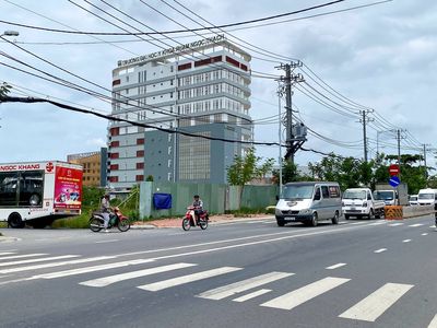Cần bán 802m2 ĐẤT MẶT TIỀN Nguyễn Cửu Phú — ảnh 1