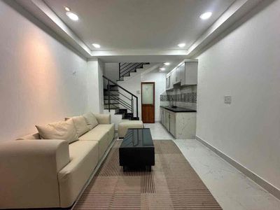 Nhà 2lầu siêu đẹp dtsd 60m2 ngay trường điện lực ngã tư ga q.12 — ảnh 1