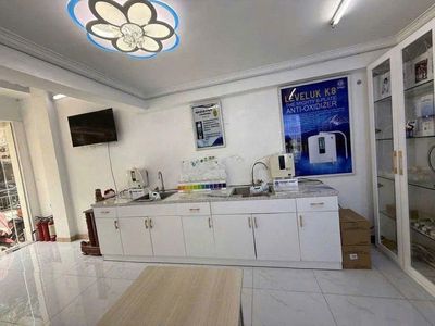 Nhà mặt tiền Tôn Thất Tùng, Q1 ( giáp NTMK), trệt 4 lầu, 34 tr — ảnh 1