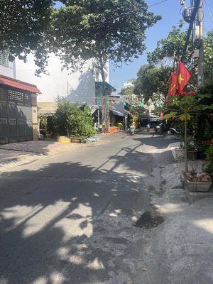Nhà MT đường số 30 khu Tên Lửa- Bình Tân, 4.5x20m, 3 tầng — ảnh 1
