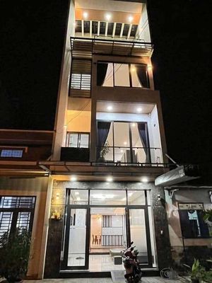 Cho thuê nhà 4 tầng đường: vũ quỳnh - 4 phòng - 5wc - đủ nội thất — ảnh 1