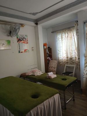 Sang tiêm gội đầu — ảnh 1