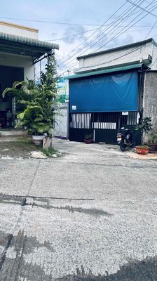 Nhà cách ngã 6 BMT 900m — ảnh 1