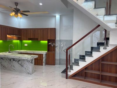 Nhà mới toanh - phạm hùng - hơn 5 nhẹ — ảnh 1