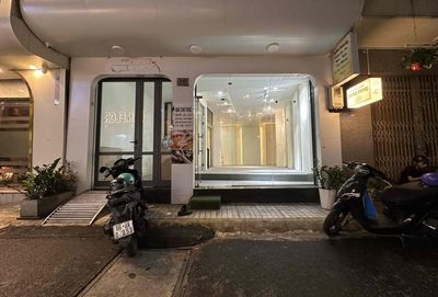 MBKD 1 trệt 2 lầu Ngay Mặt tiền Hoa Cau Phú Nhuận 4pn 5wc có thang máy — ảnh 1